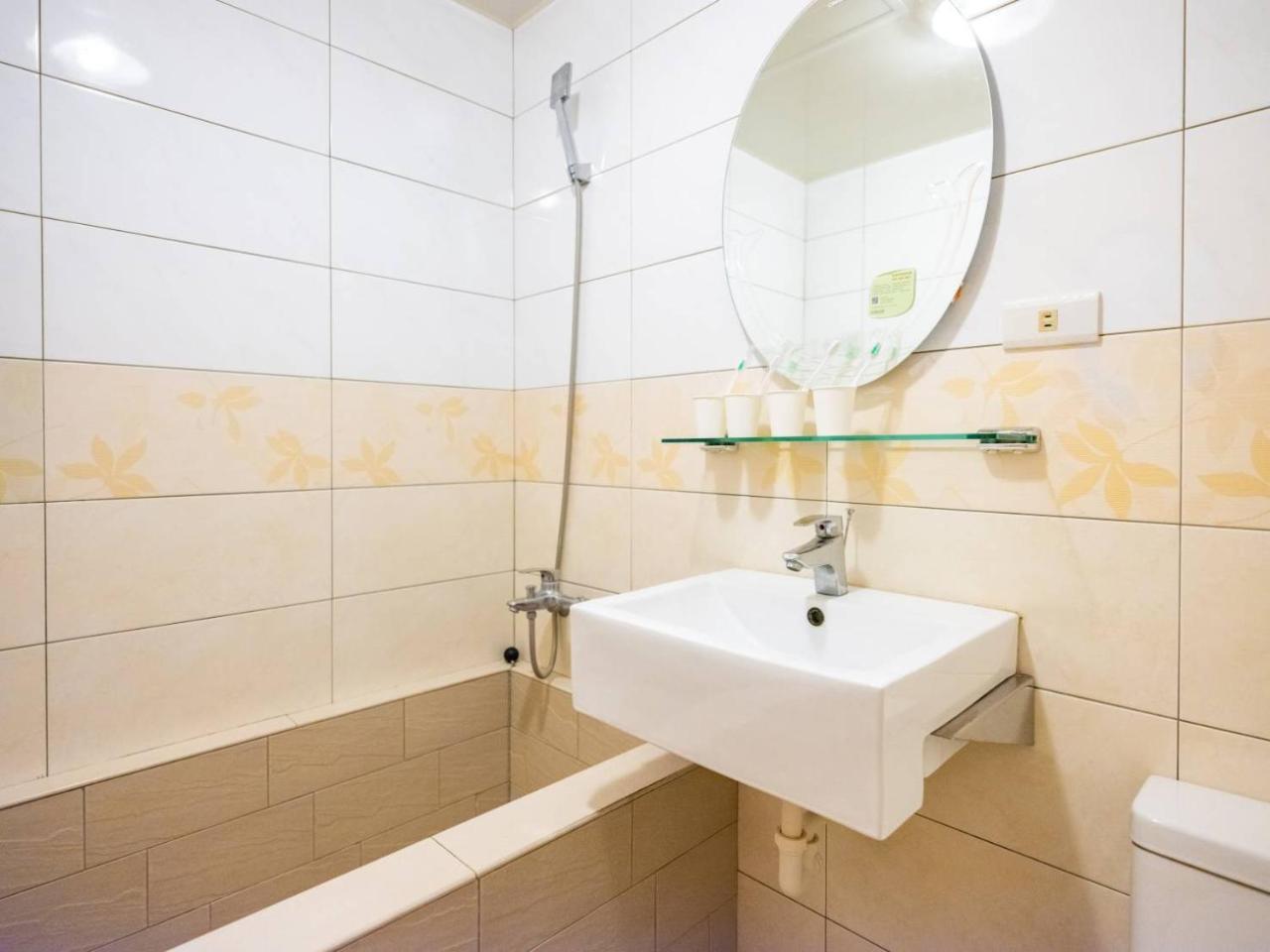 Star Hotel Гаосюн Экстерьер фото